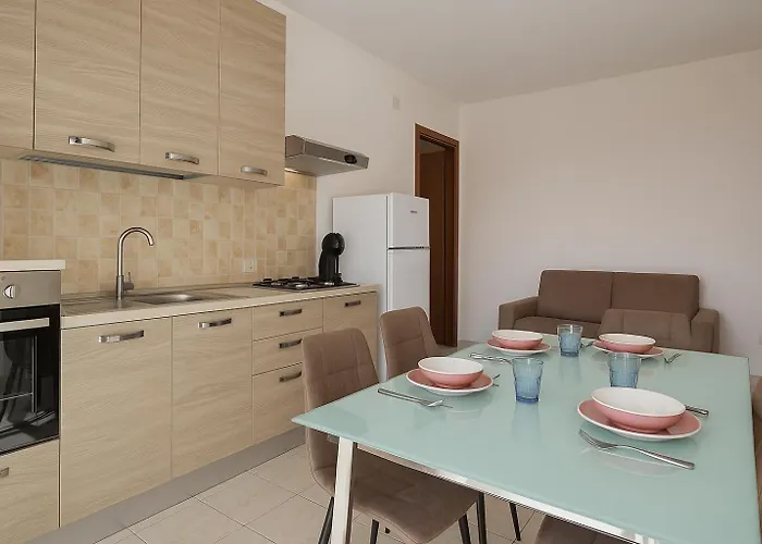 Casa Katia Vacanze Oristano, A Pochi Minuti Dalle Spiagge Piu Belle Della Sardegna E Pochi Minuti Da Oristano, Casa Dotata Di Tutti I Comfort * Oristano